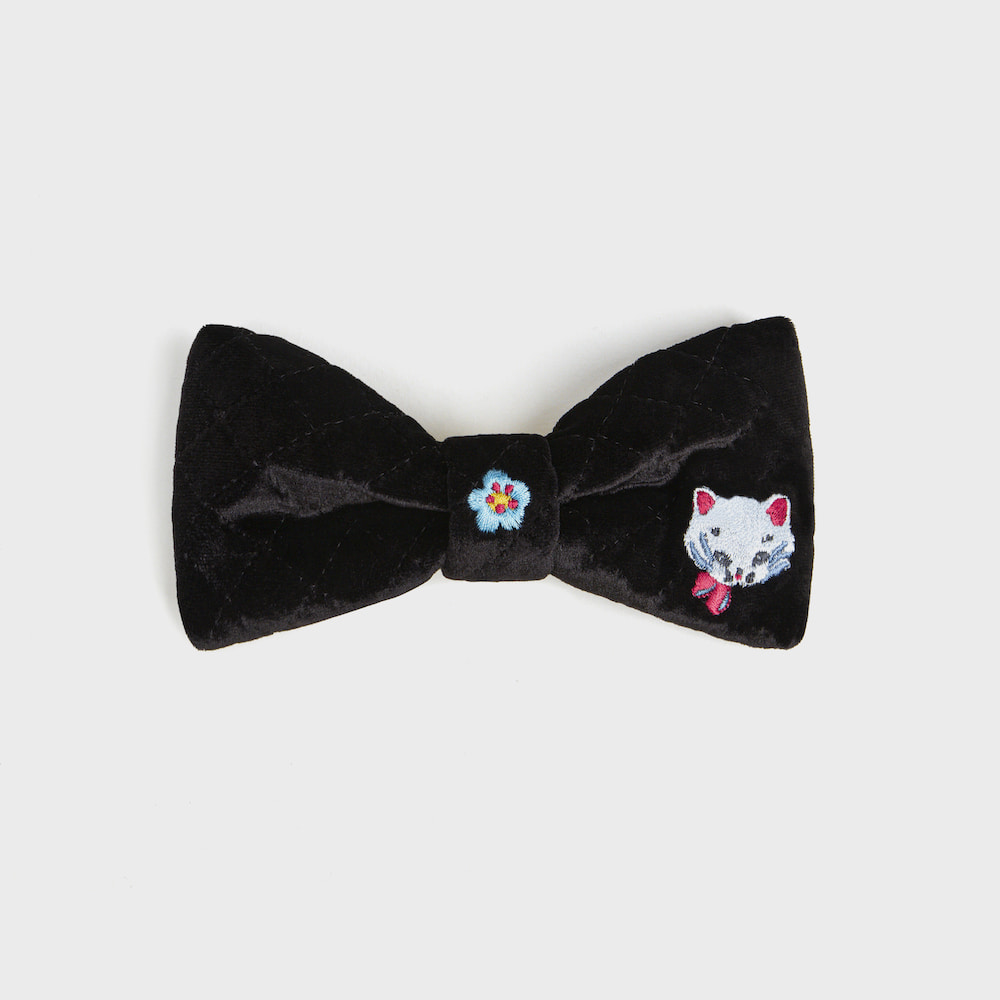 NAT velvet ribbon pin cat